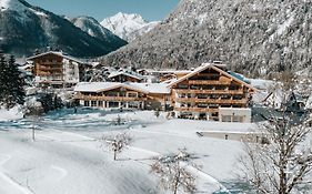 Nova Moments Boutique Hotel